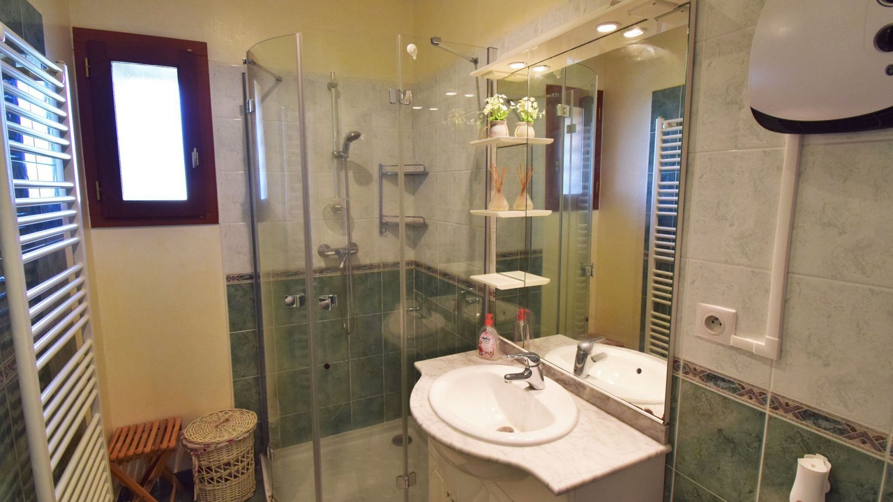 Photo of Bathroom in Madaillan