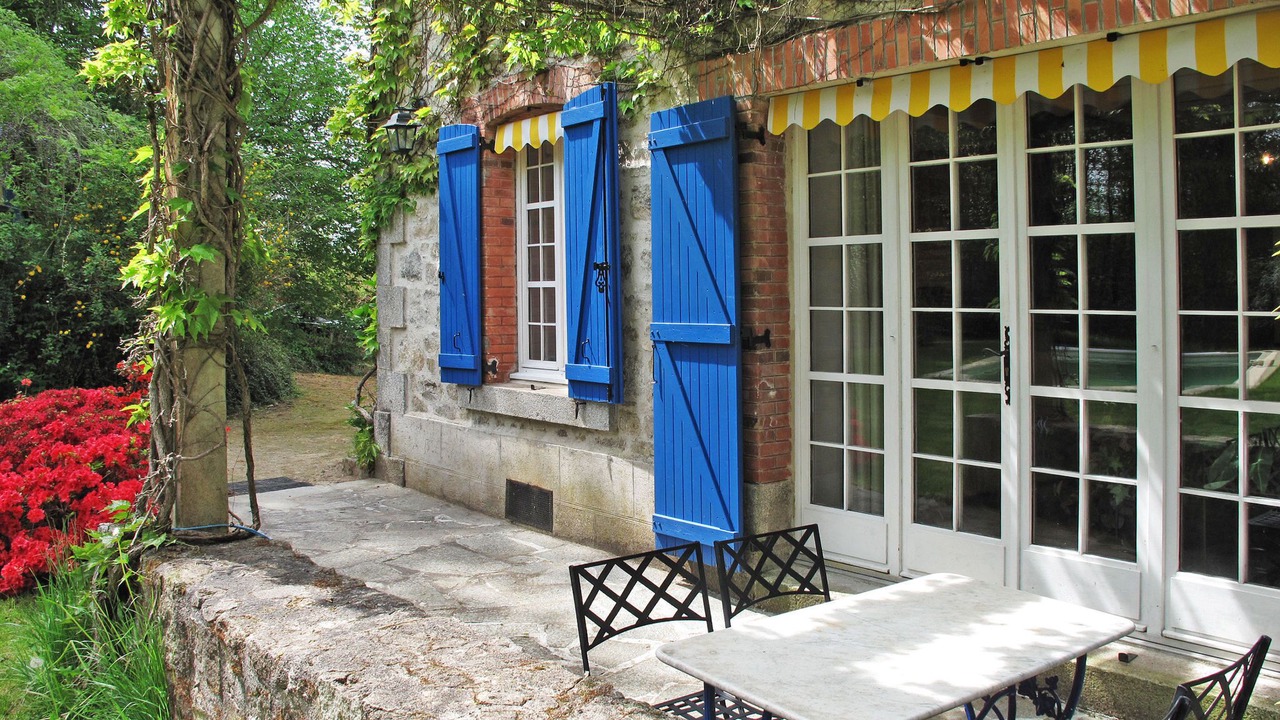 Photo of Others in Lepinas