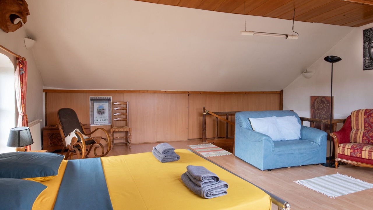 Photo of Bedroom in Epertully