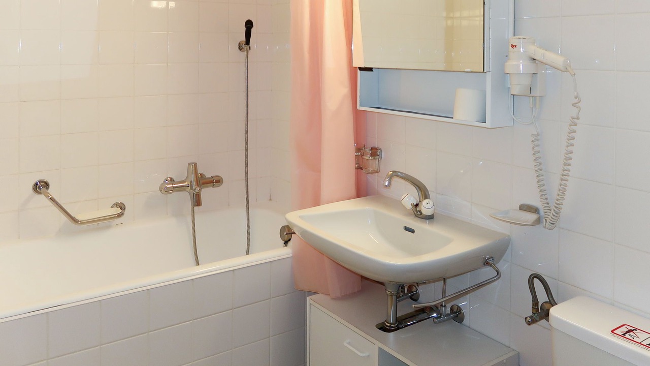 Photo of Bathroom in Vex