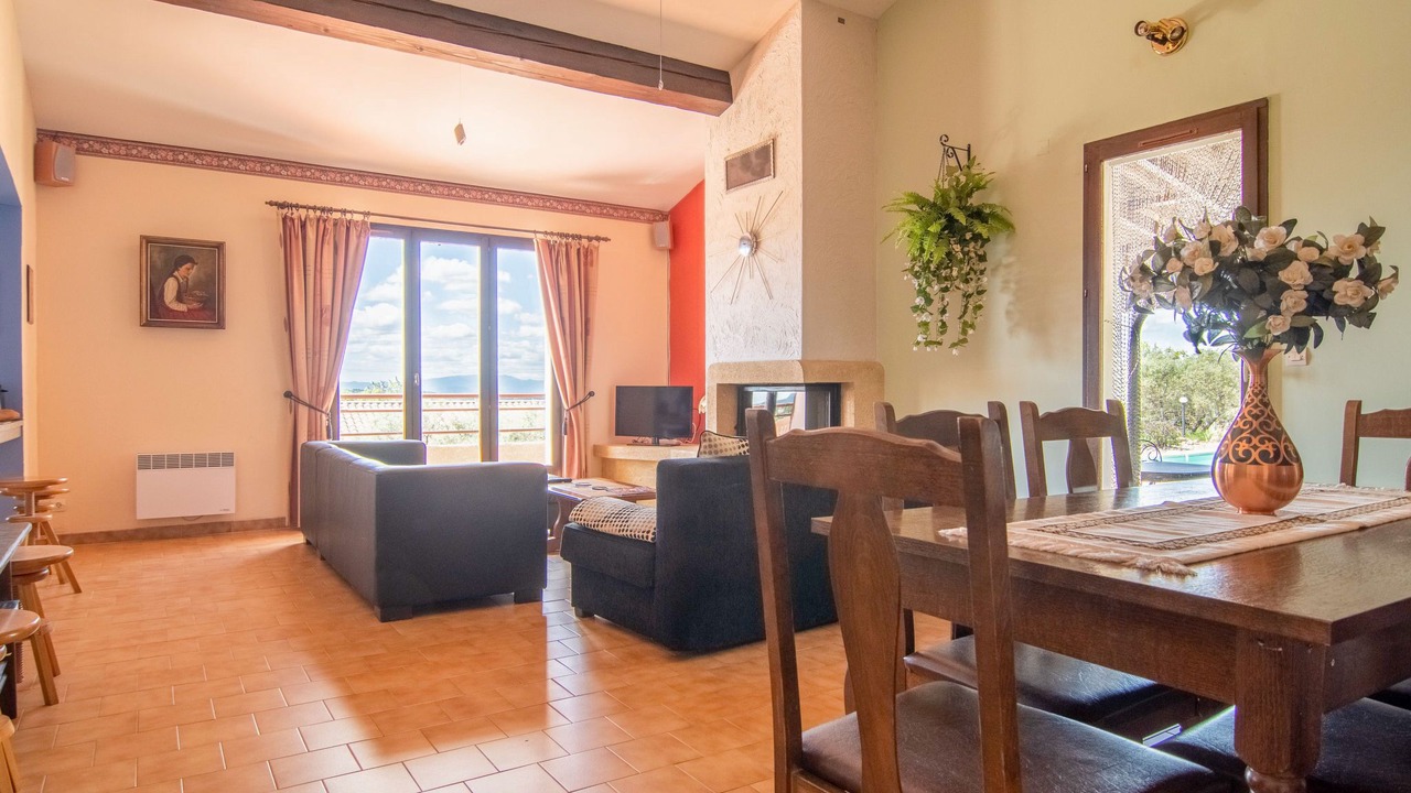 Photo of Bedroom in Tavernes