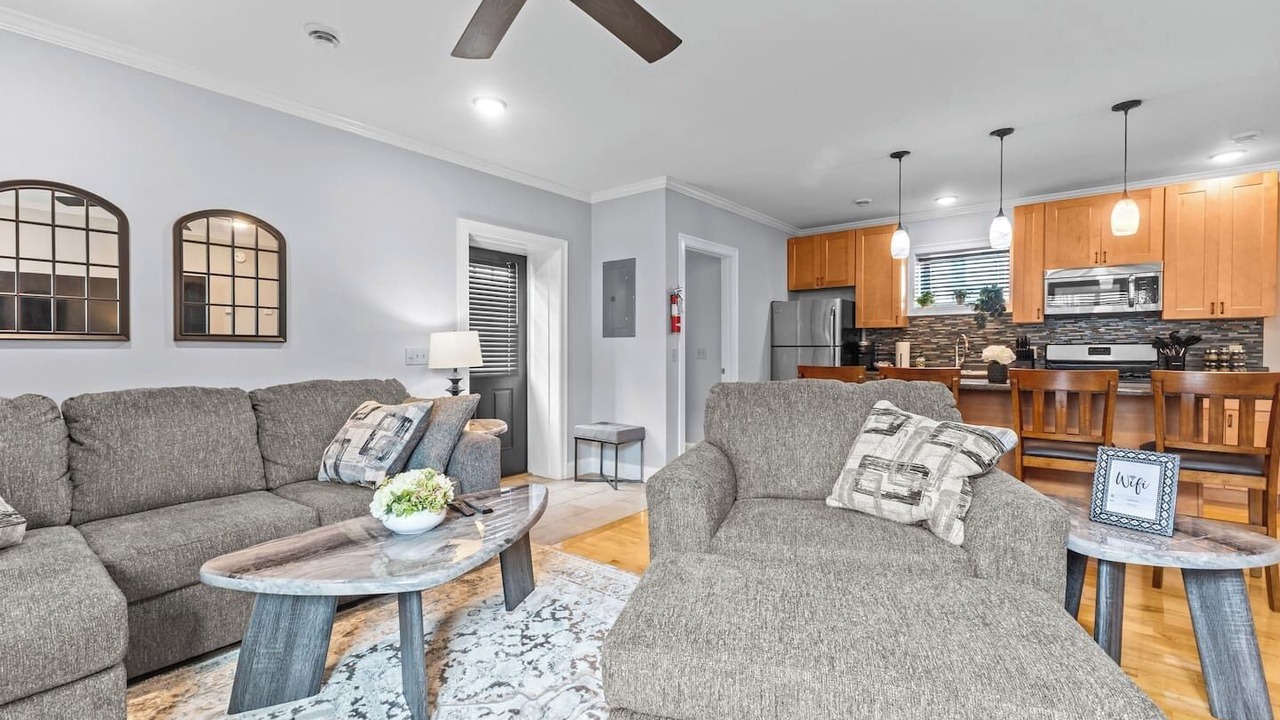 Photo of Livingroom in Old North End