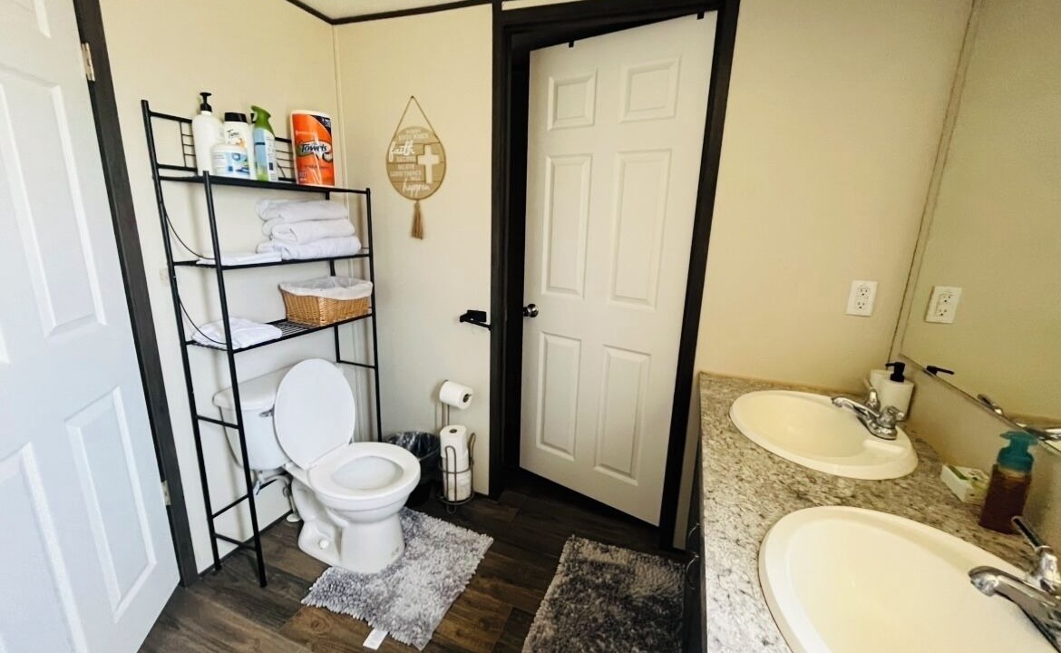 Photo of Bathroom in Dickinson