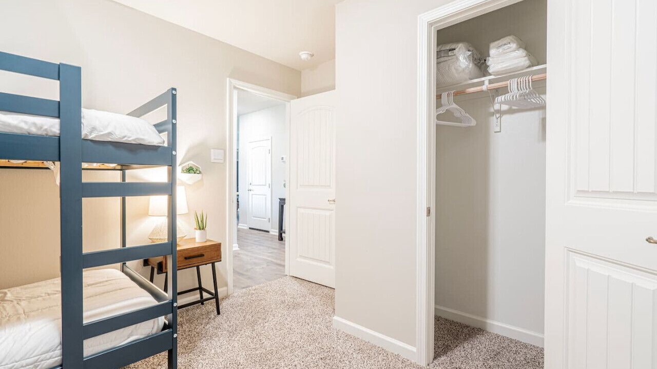Photo of Bedroom in Broussard