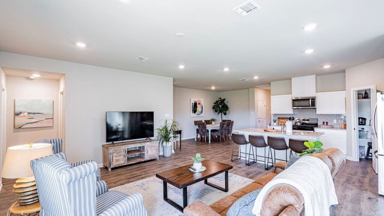 Photo of Livingroom in Broussard