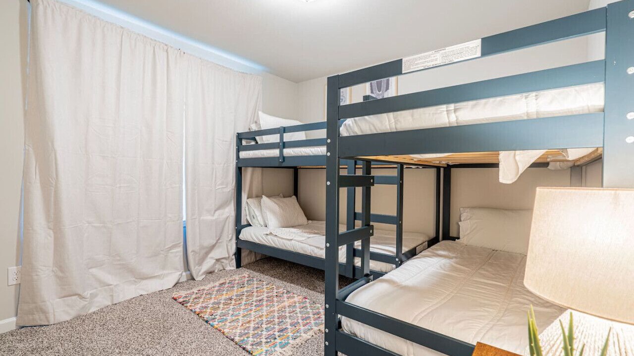 Photo of Bedroom in Broussard