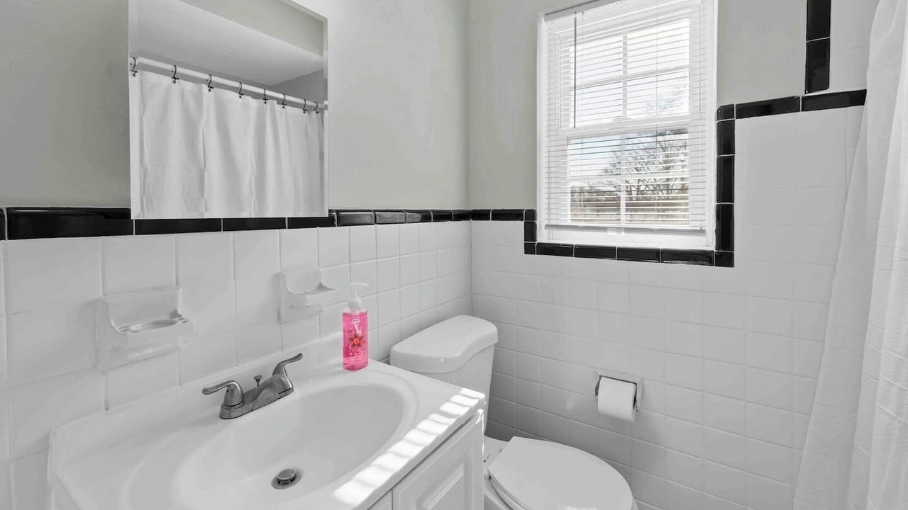 Photo of Bathroom in St. Louis Hills