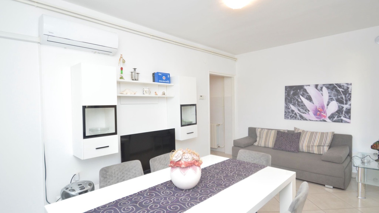 Photo of Livingroom in Skatari