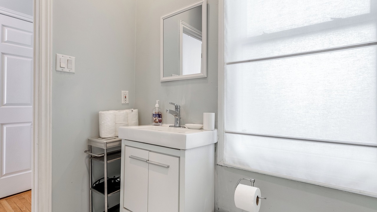 Photo of Bathroom in Bickford Park