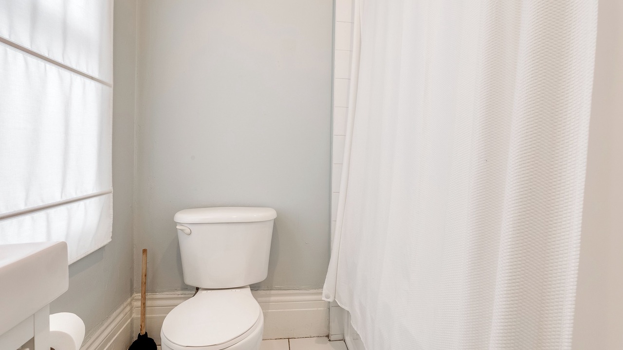 Photo of Bathroom in Bickford Park