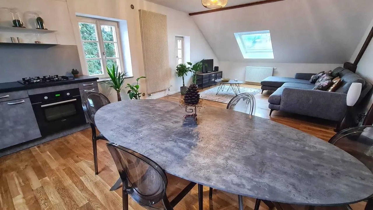 Photo of Others in Bitche