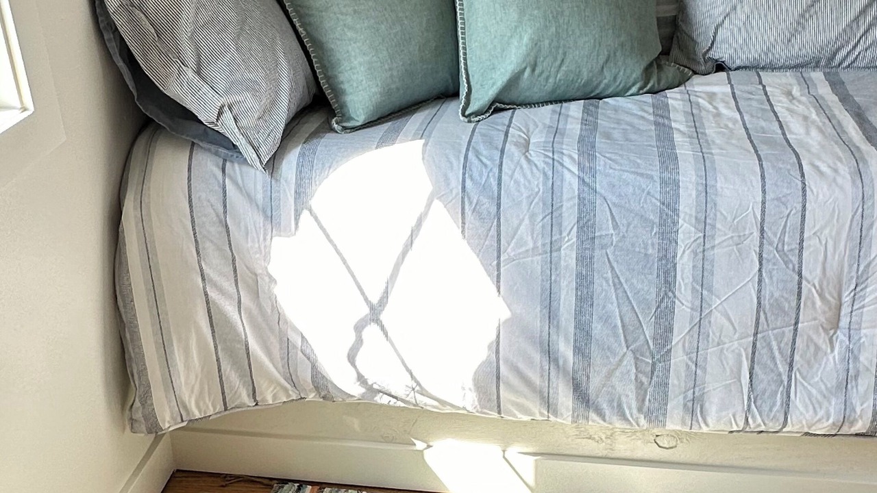 Photo of Bedroom in Shemogue