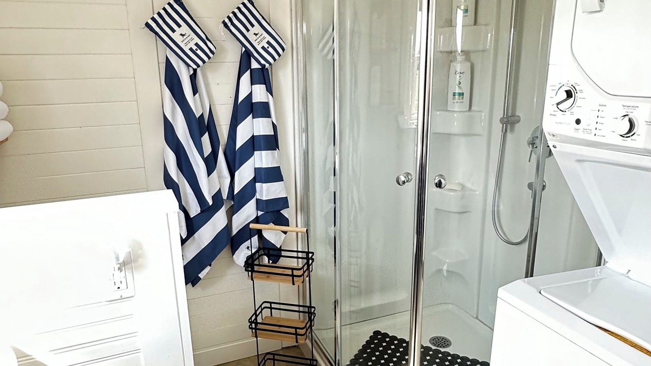 Photo of Bathroom in Shemogue