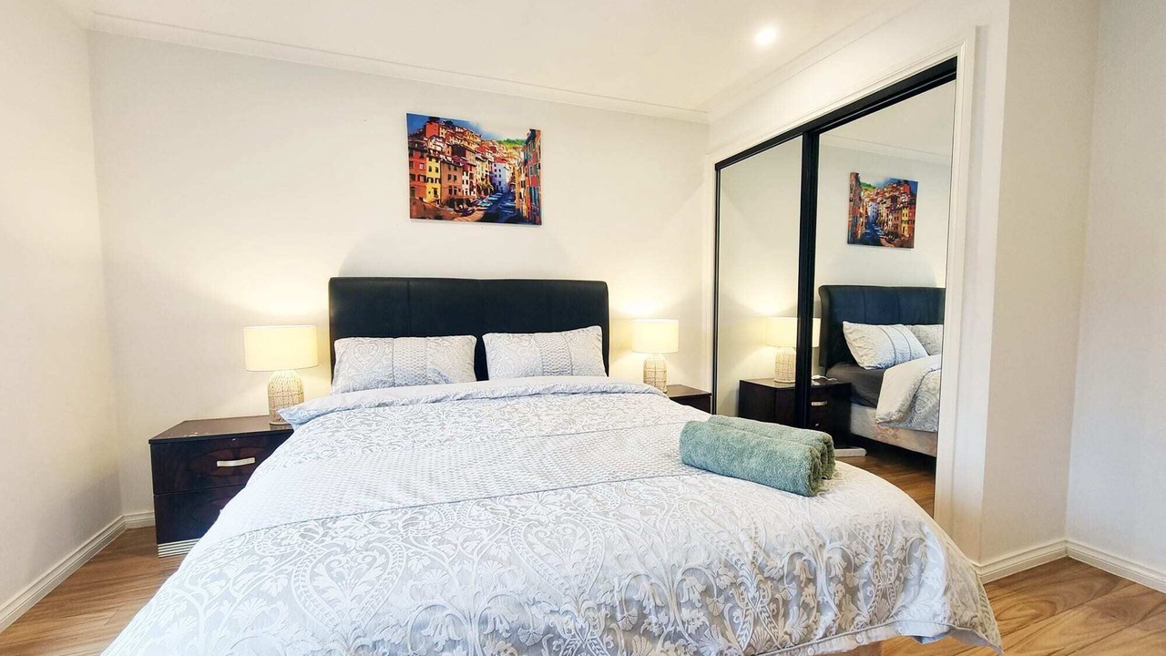 Photo of Bedroom in Sunshine West