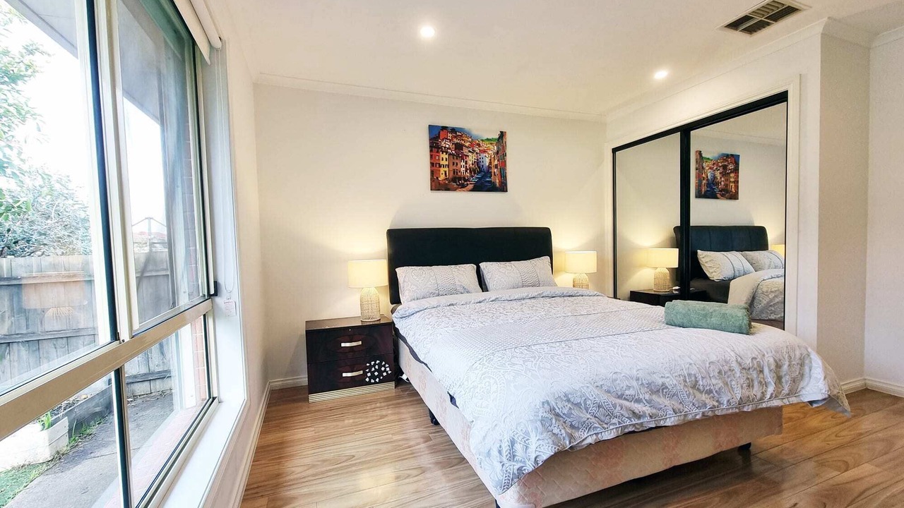 Photo of Bedroom in Sunshine West