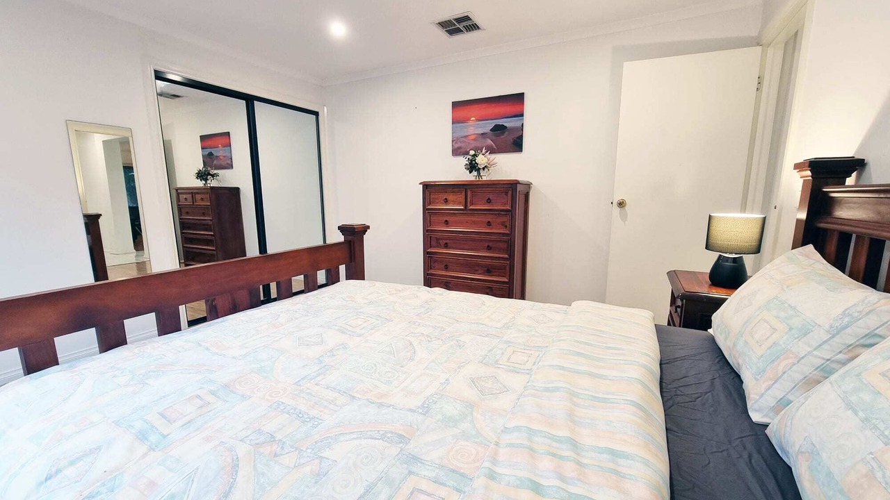 Photo of Bedroom in Sunshine West