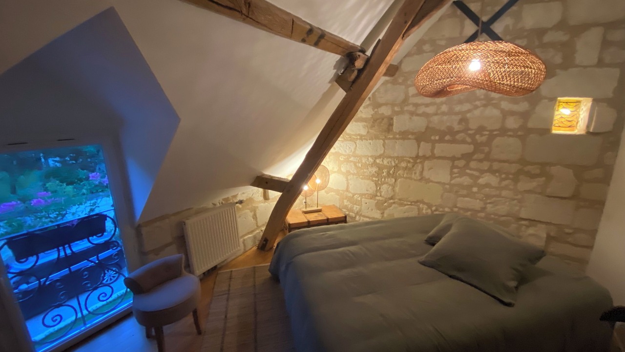 Photo of Bedroom in Brain-sur-Allonnes