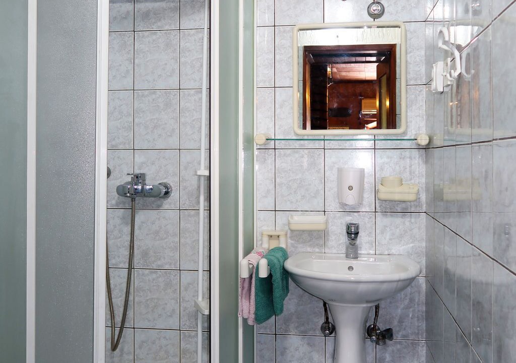 Photo of Bathroom in Nerezine
