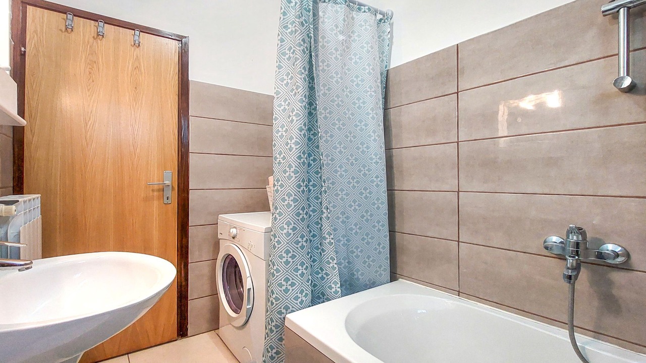 Photo of Bathroom in Kornic