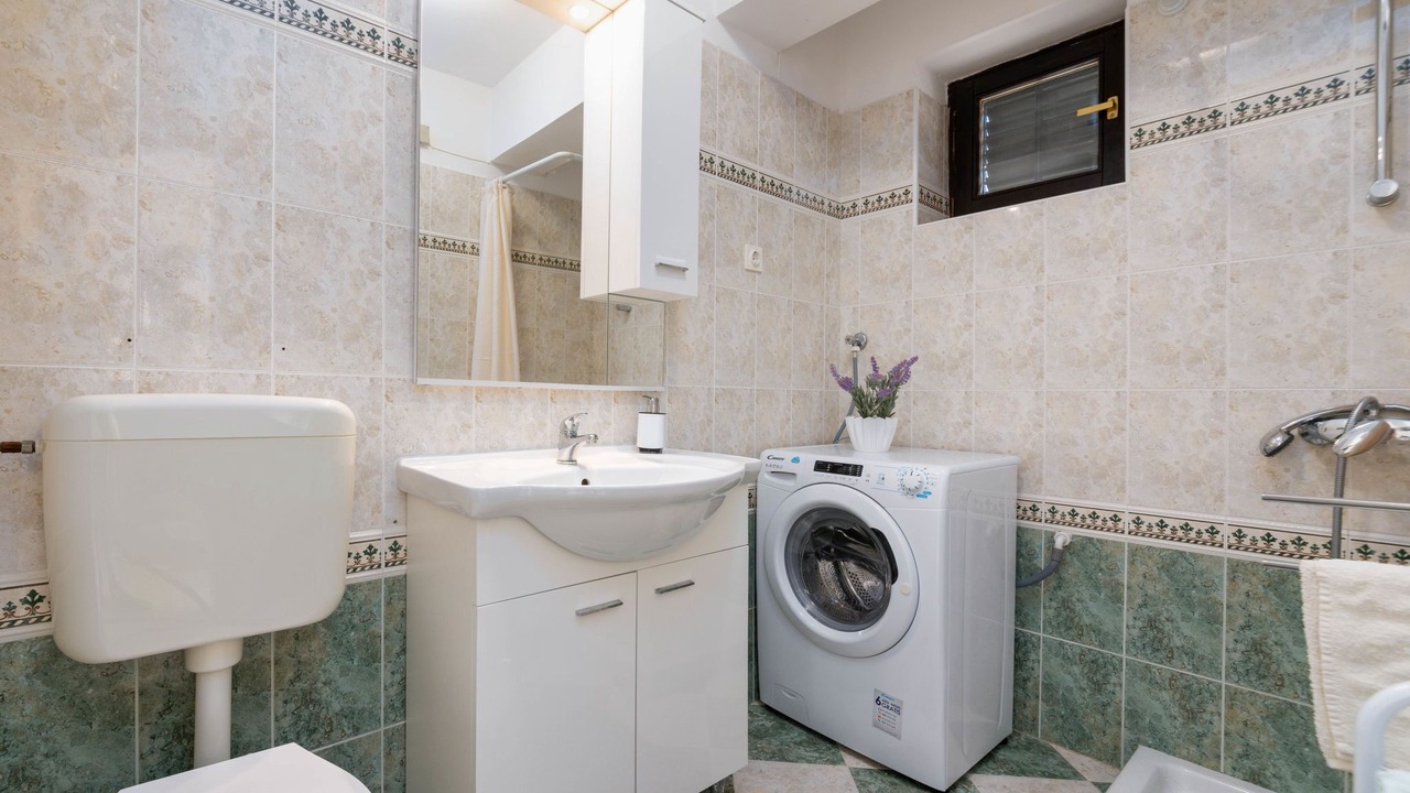 Photo of Bathroom in Brulo