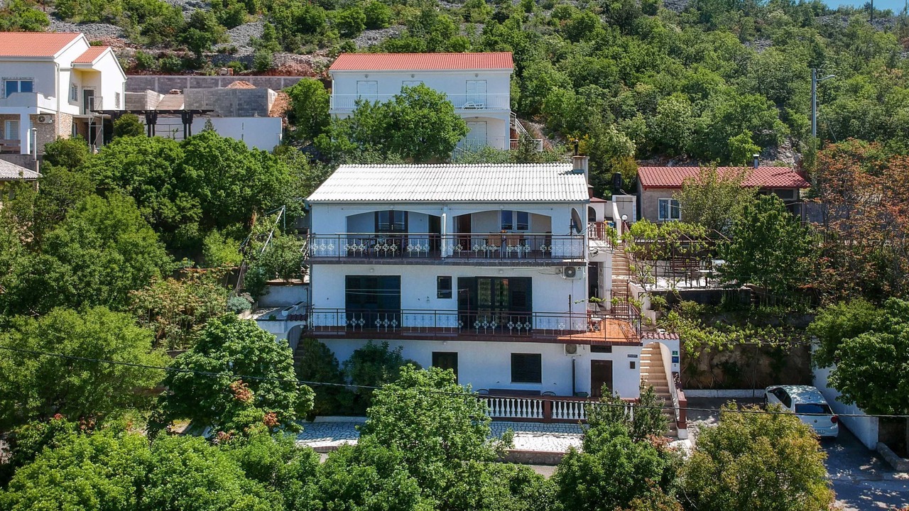 Photo of Others in Vratarusa