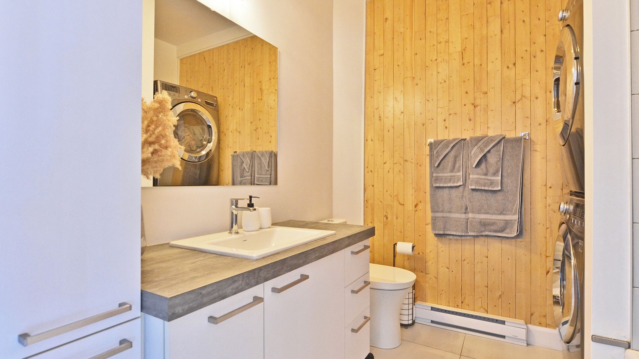 Photo of Bathroom in La Cite-Limoilou