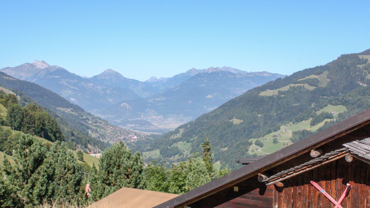 Photo of Others in Champery