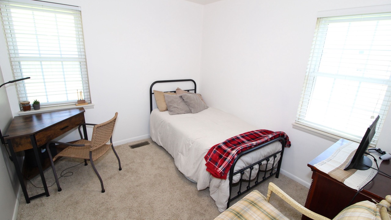 Photo of Bedroom in Jenks