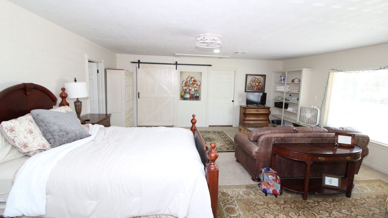 Photo of Bedroom in Jenks