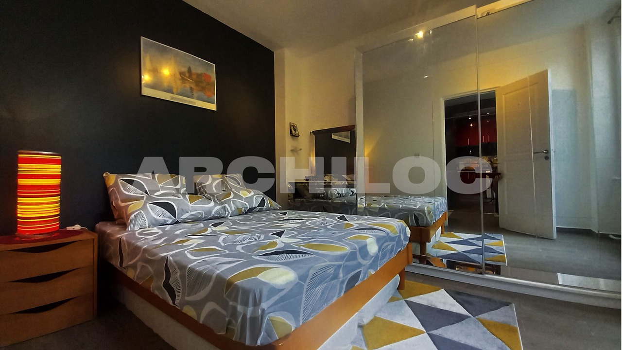 Photo of Bedroom in Puteaux