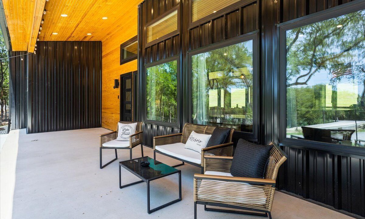 Photo of Patio Balcony in Pottsboro