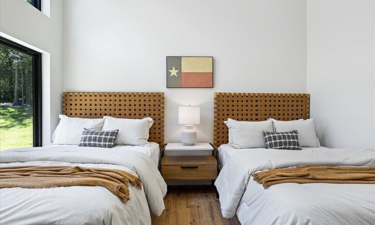 Photo of Bedroom in Pottsboro