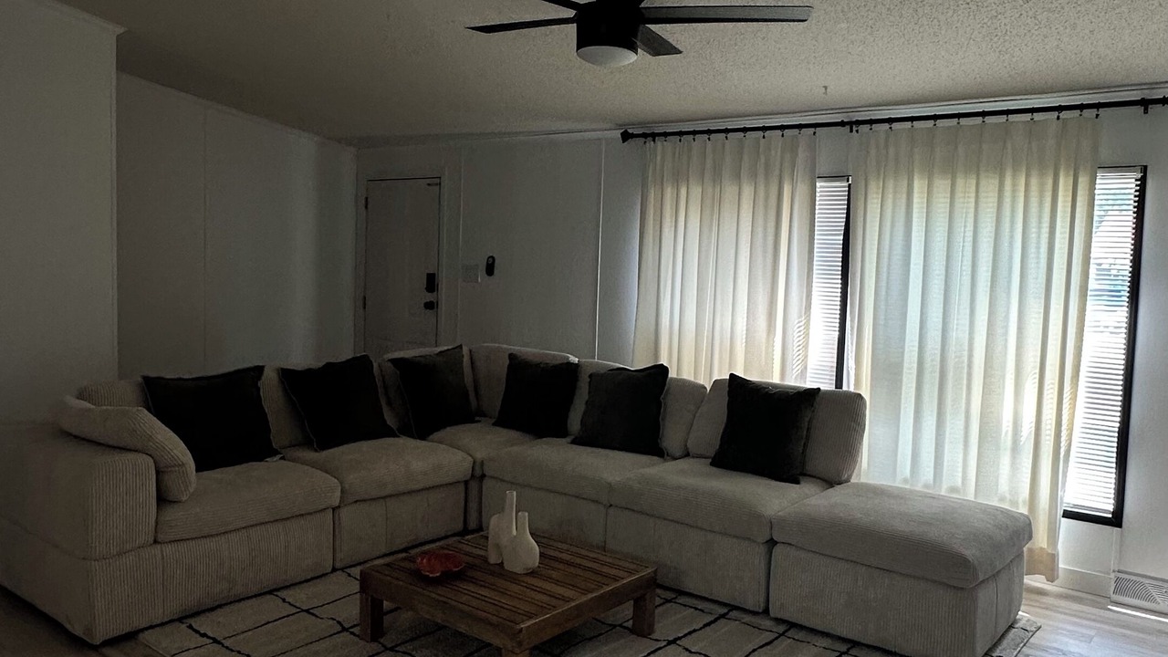 Photo of Livingroom in Pleasant Gap