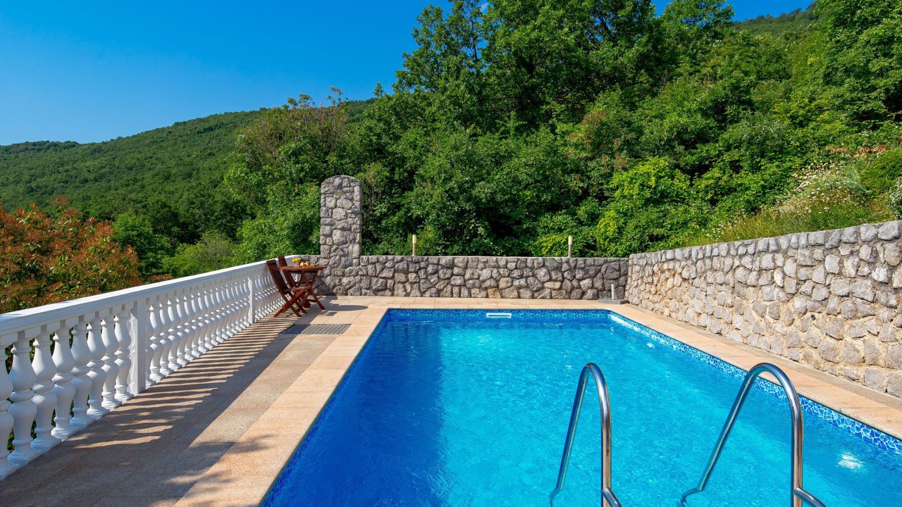 Photo of Outdoor in Martina
