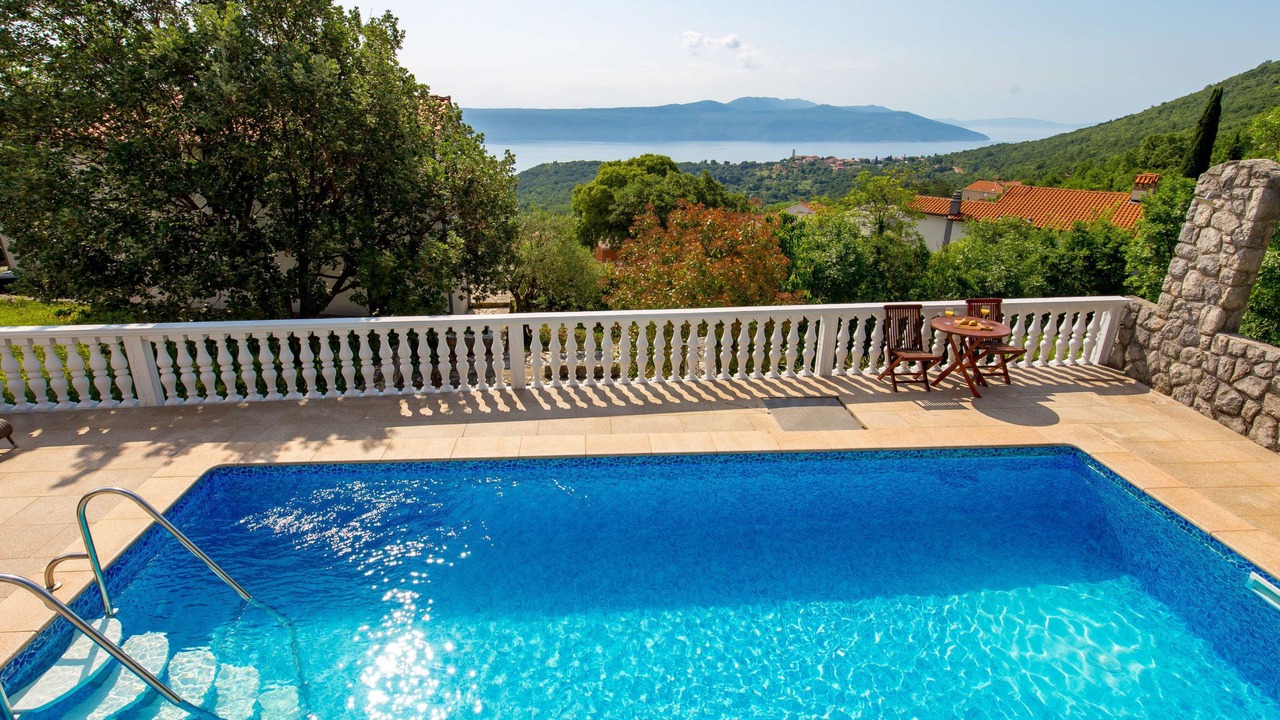 Photo of Outdoor in Martina