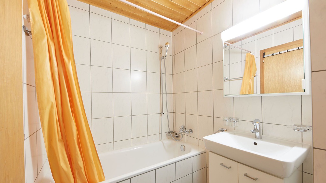 Photo of Bathroom in Vex