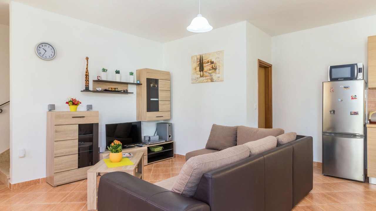 Photo of Livingroom in Pican