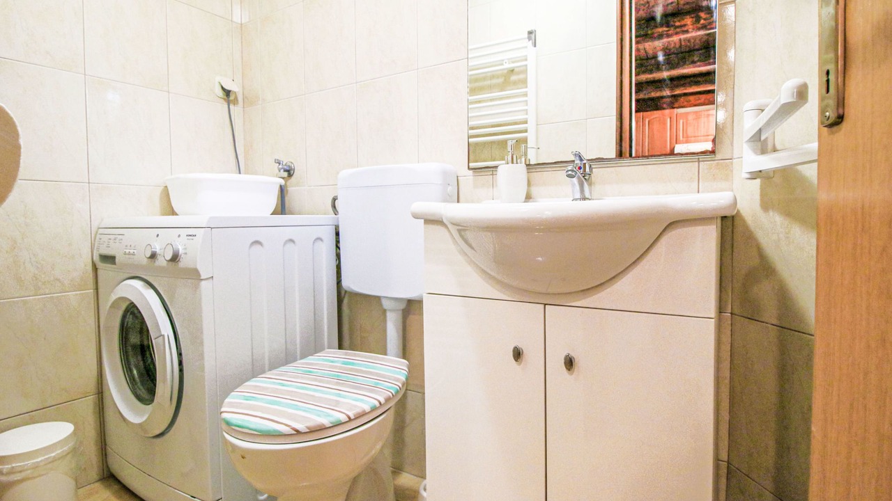 Photo of Bathroom in Muzini