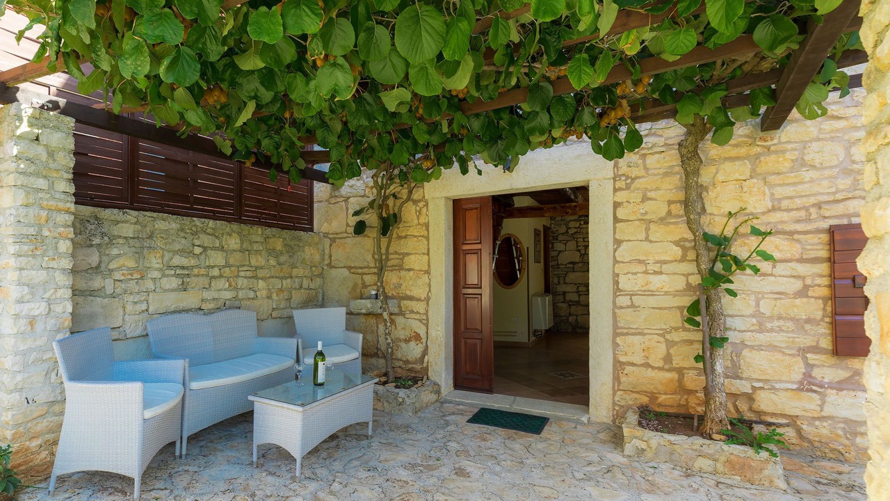 Photo of Patio Balcony in Muzini