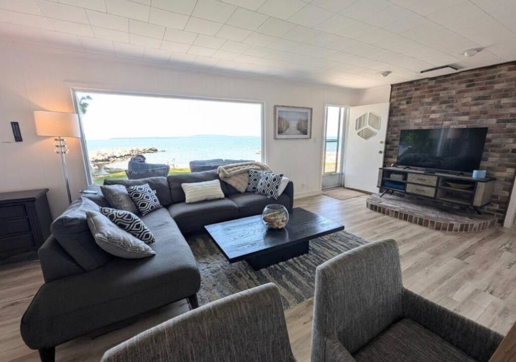 Photo of Livingroom in Lafontaine