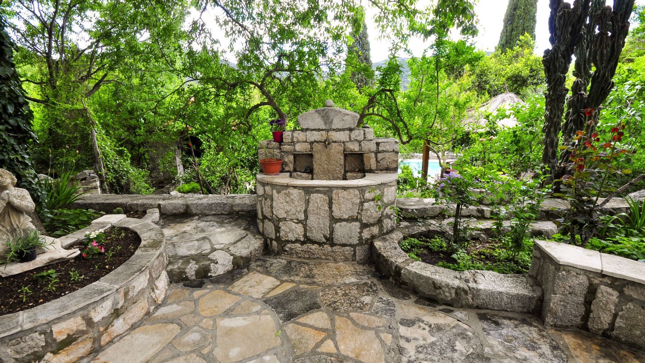 Photo of Outdoor in Bacina