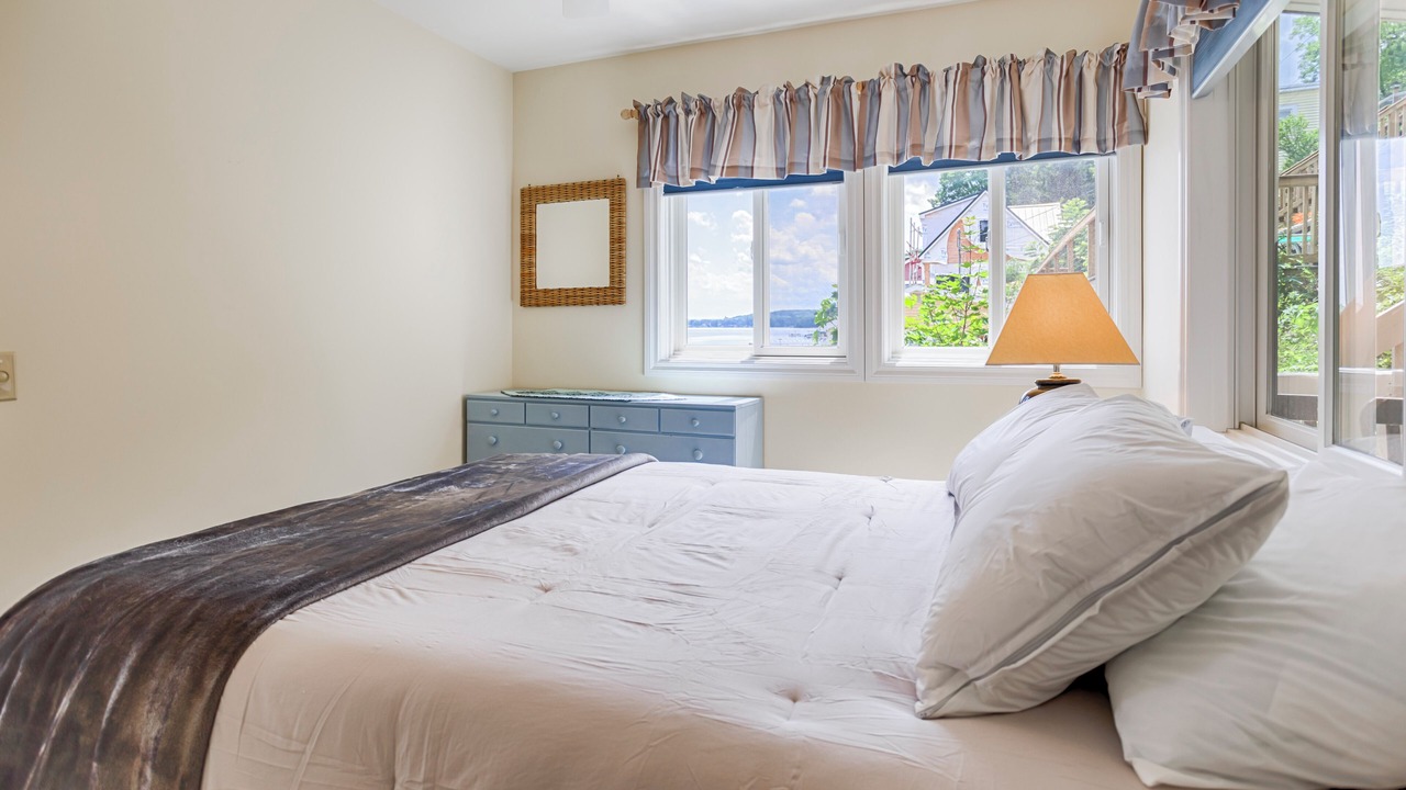Photo of Bedroom in Town of Jerusalem
