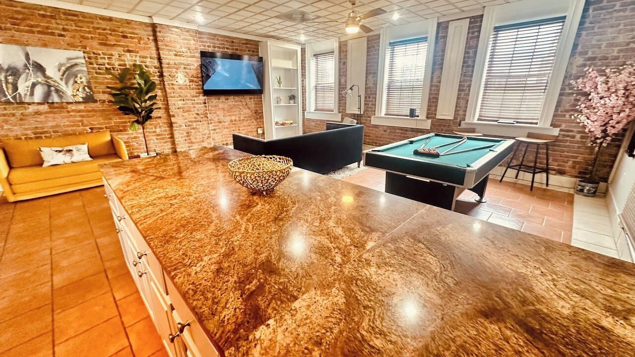 Photo of Others in Gadsden