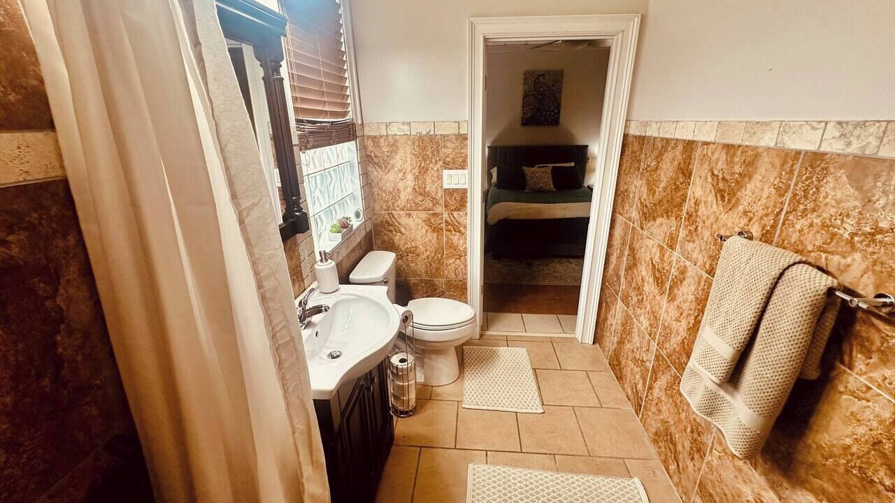 Photo of Bathroom in Gadsden