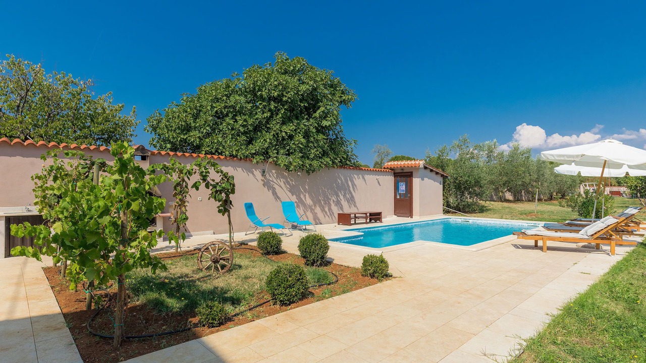 Photo of Outdoor in Divsici