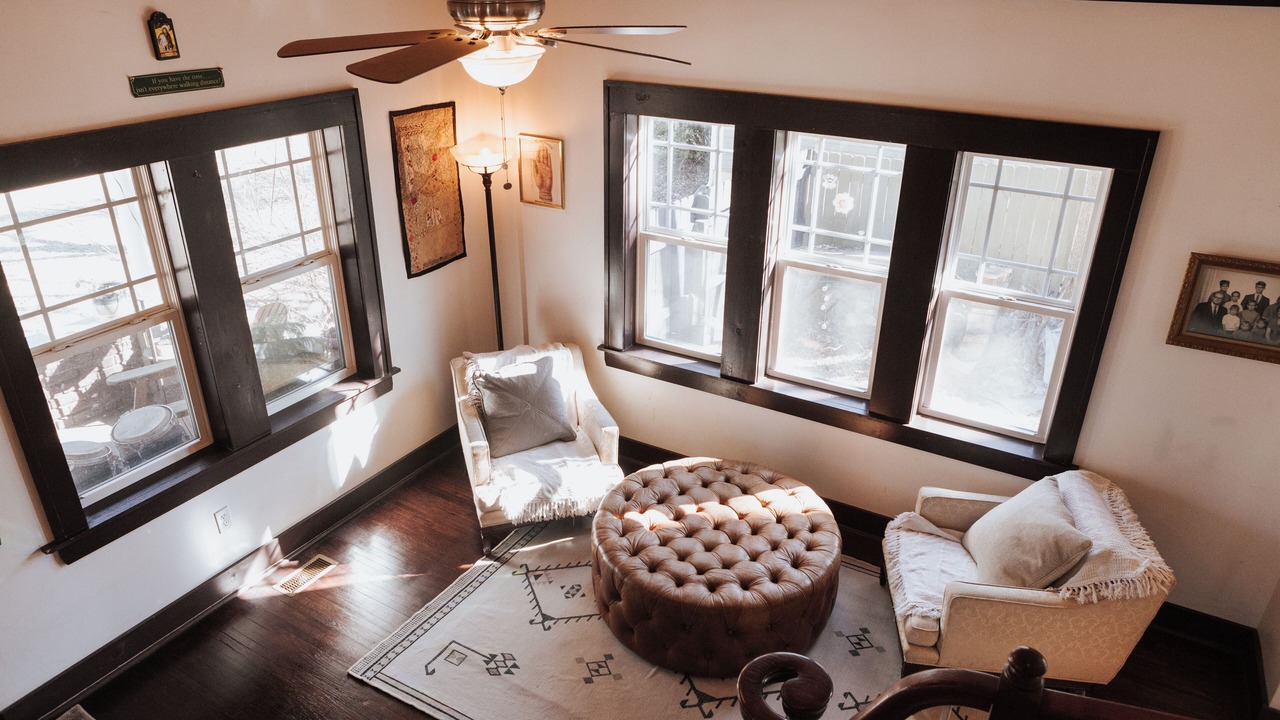 Photo of Livingroom in Midtown
