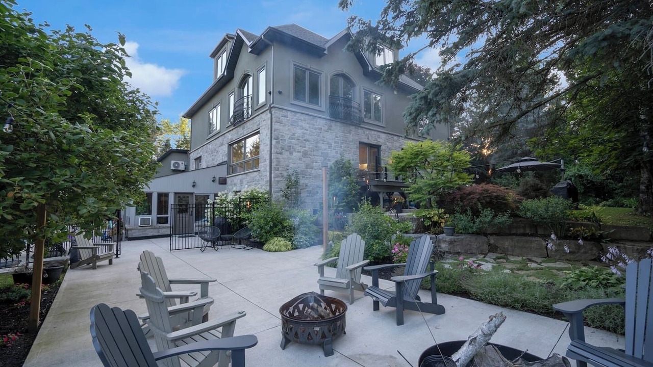 Photo of Patio Balcony in Halton Regional Municipality