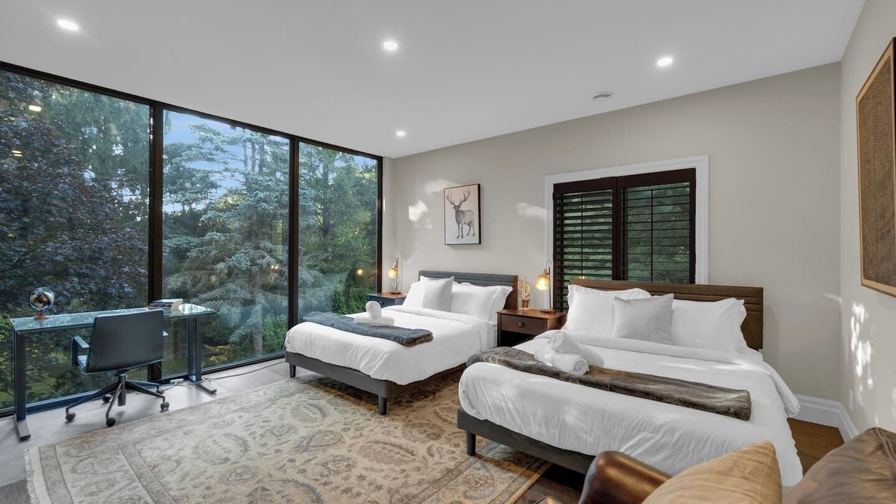 Photo of Bedroom in Halton Regional Municipality