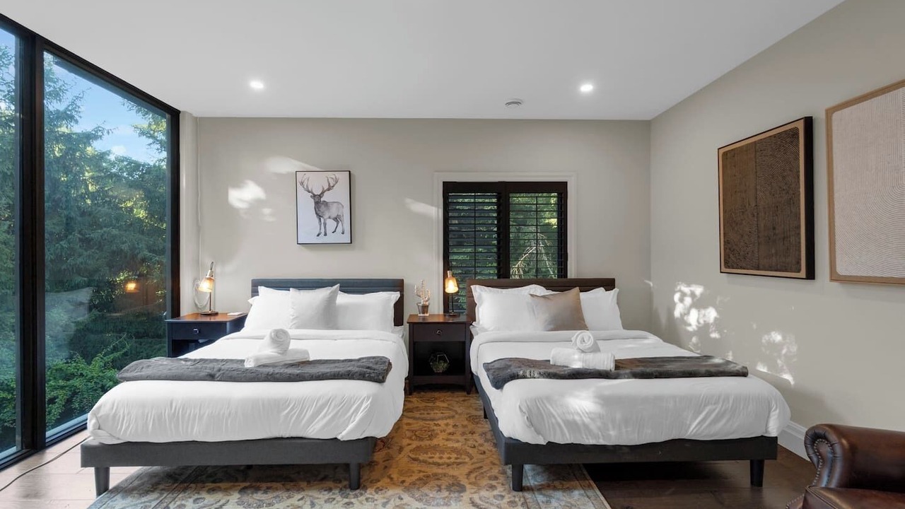 Photo of Bedroom in Halton Regional Municipality