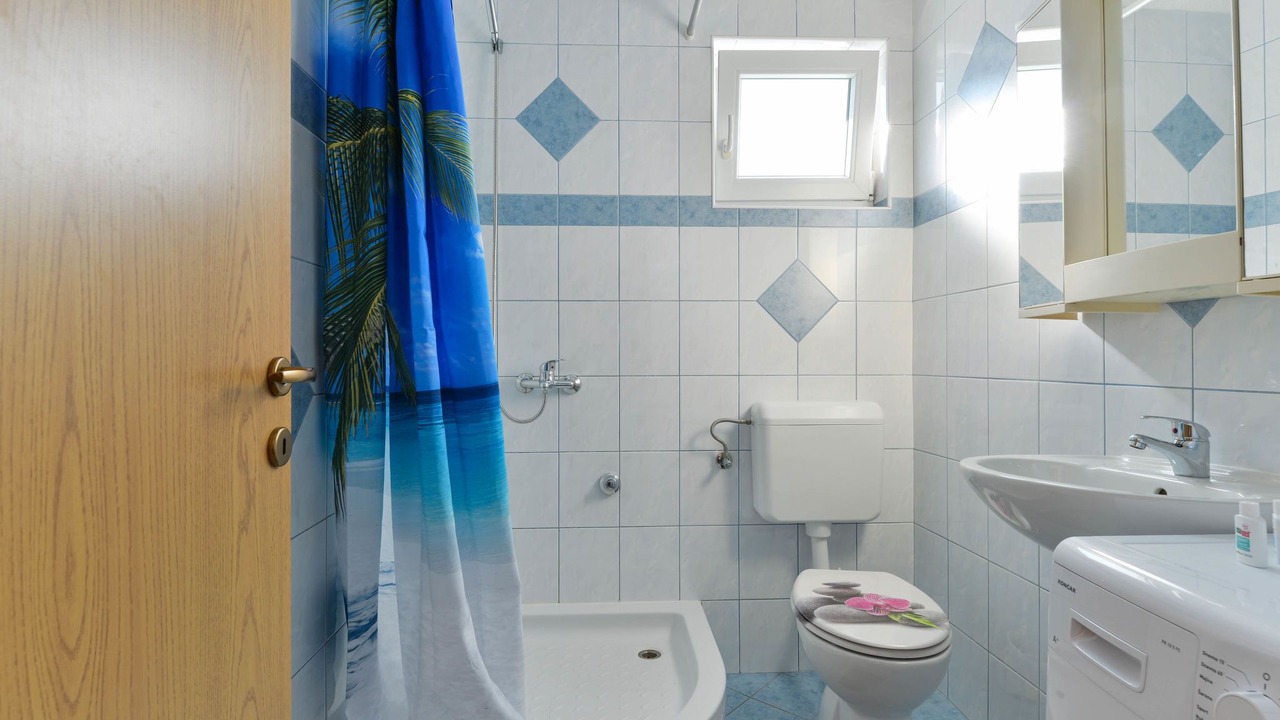 Photo of Bathroom in Nin